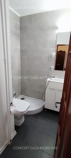 Vitan Mall, 3 camere decomandat parter, mobilat,